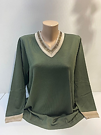 V YAKA BONCUK İŞLEME TRİKO KAZAK